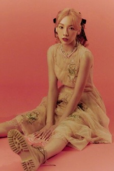 她和她和她